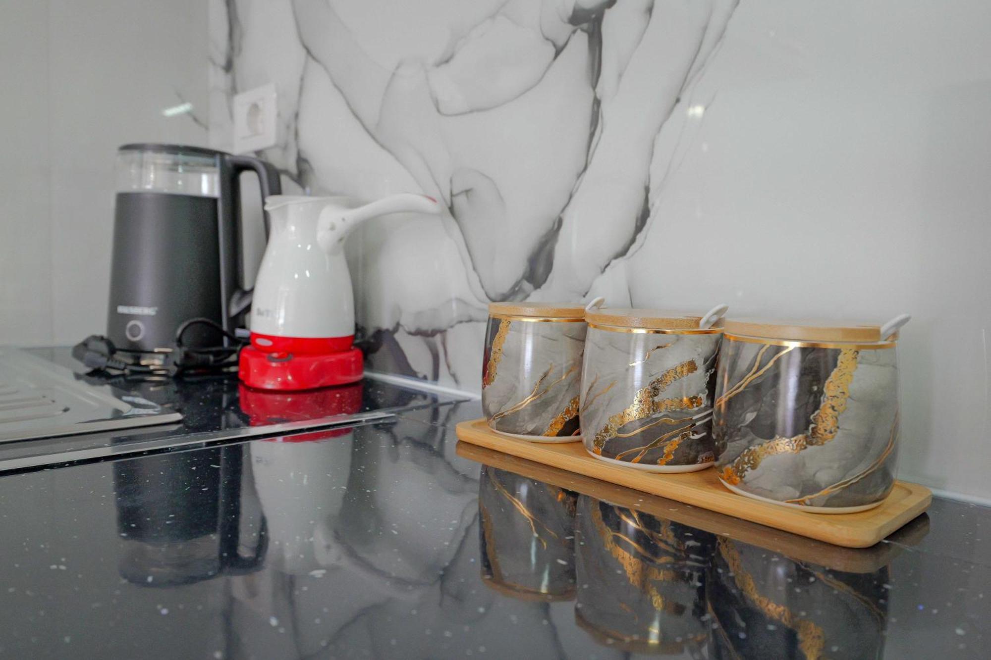 Aldisen Apartment Sarande Bagian luar foto
